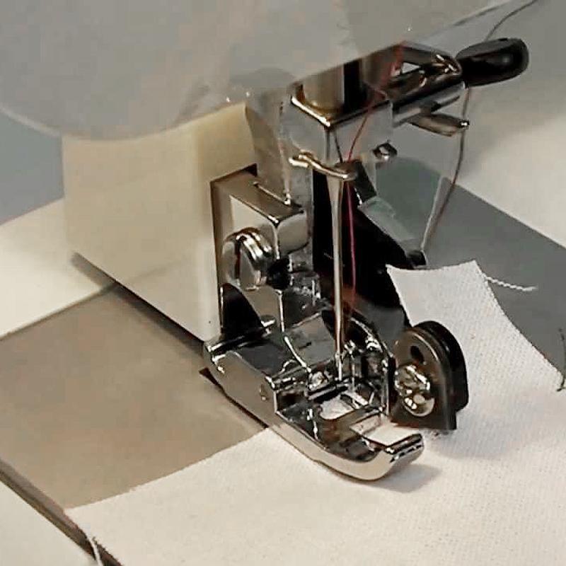Pied-de-Biche à Surjet pour Machine à Coudre